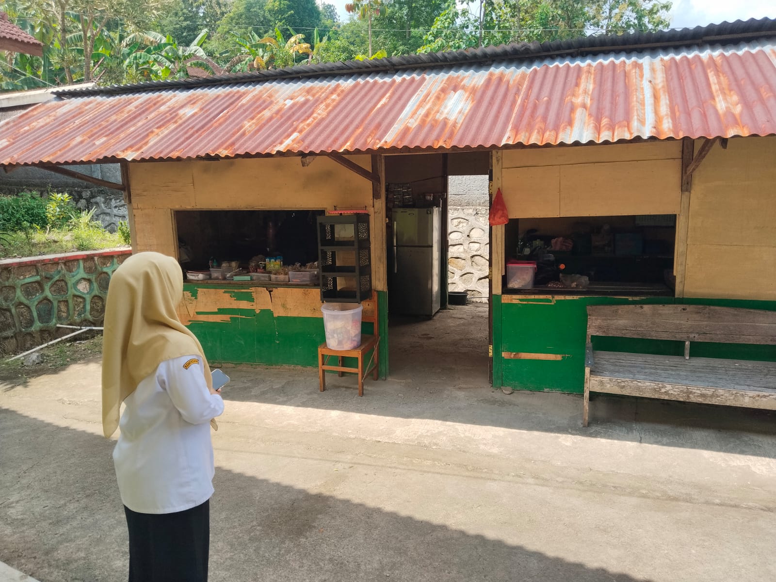 SMAN 1 NGUNTORONADI (1)